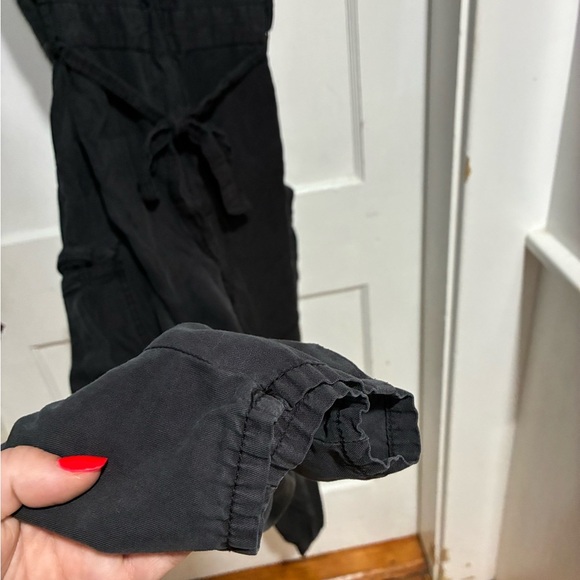 Velvet Heart Black Jumpsuit with Tie Waist Size L - Picture 3 of 7